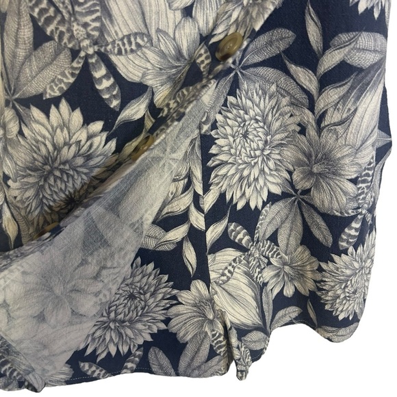 5 Aeropostale Juniors Floral Spaghetti Strap Faux Wrap Button Romper Small - Picture 7 of 16